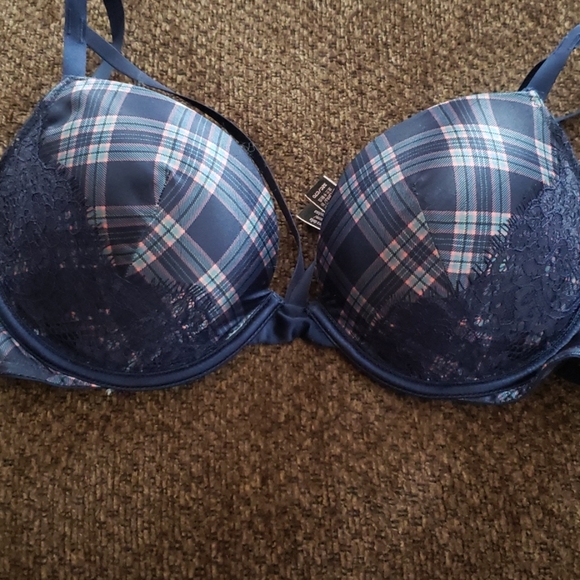 Victoria's Secret Other - 2/$12 NWOT Victorias Secret Gigi Hadid Push Up Bra
